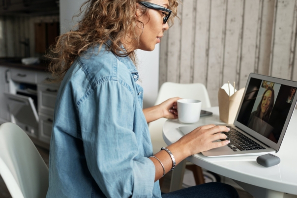 fare fundraising con videocall